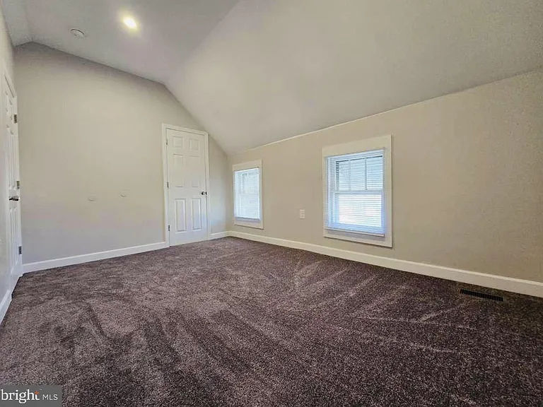 119 Mechanic St — Photo 17