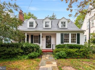 4215 Chesapeake St NW, Washington, DC 20016