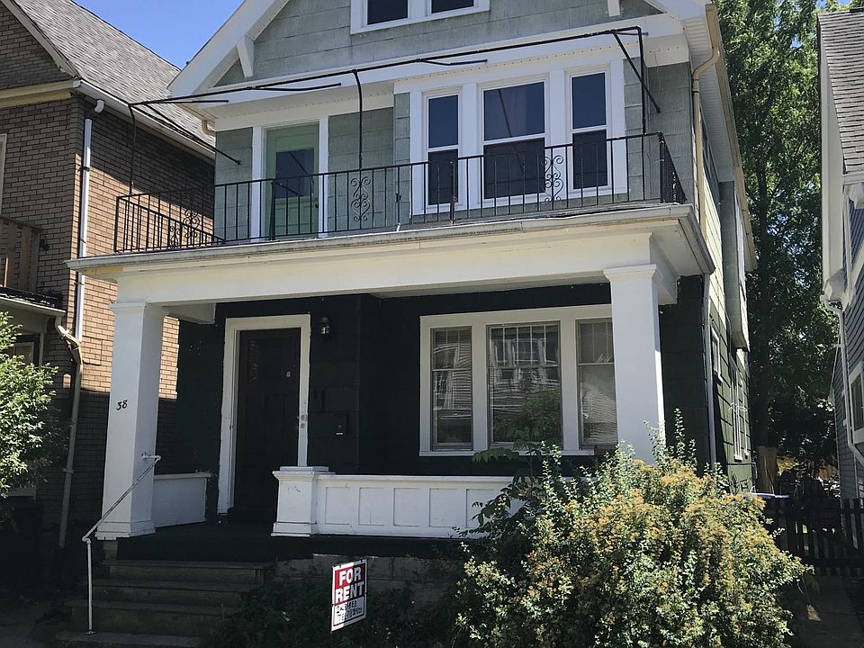 38 Custer Street