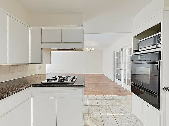 5th image of 7116 Culver Ave