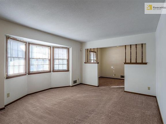 3rd image of 11912 E 57th Ter