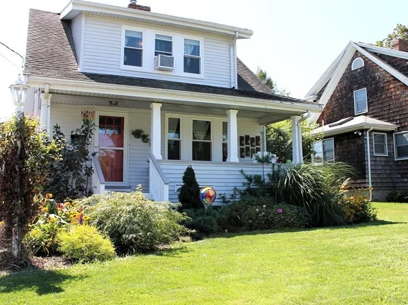 26 Highland Ave, Saugus, MA 01906