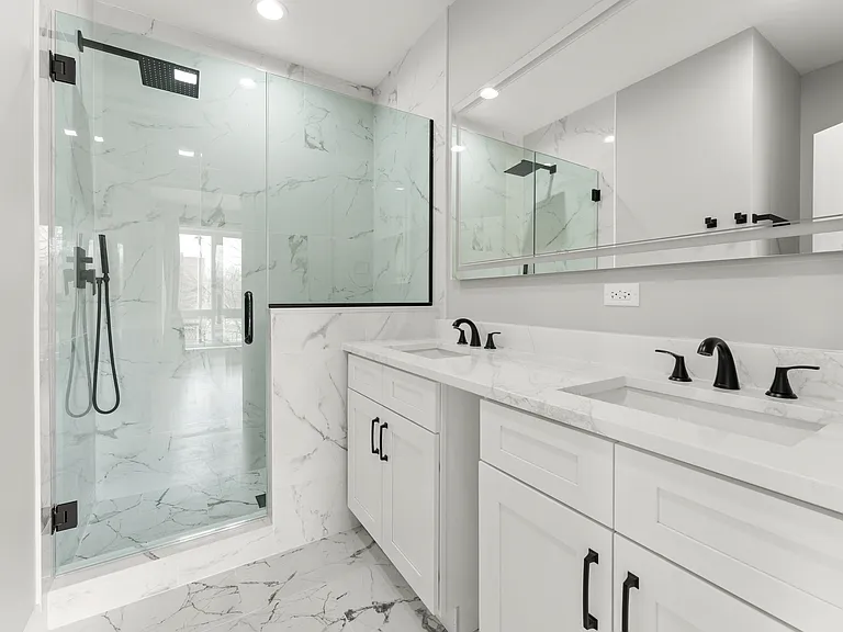 7428.5 N Rogers Ave #2E — Photo 10