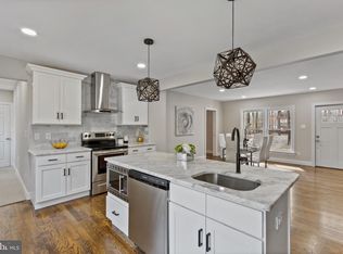 3 Oak Dr, Tabernacle, NJ 08088