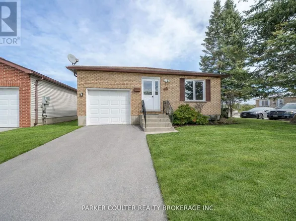 231 Oxford St #15, Orillia, ON L3V 7S6