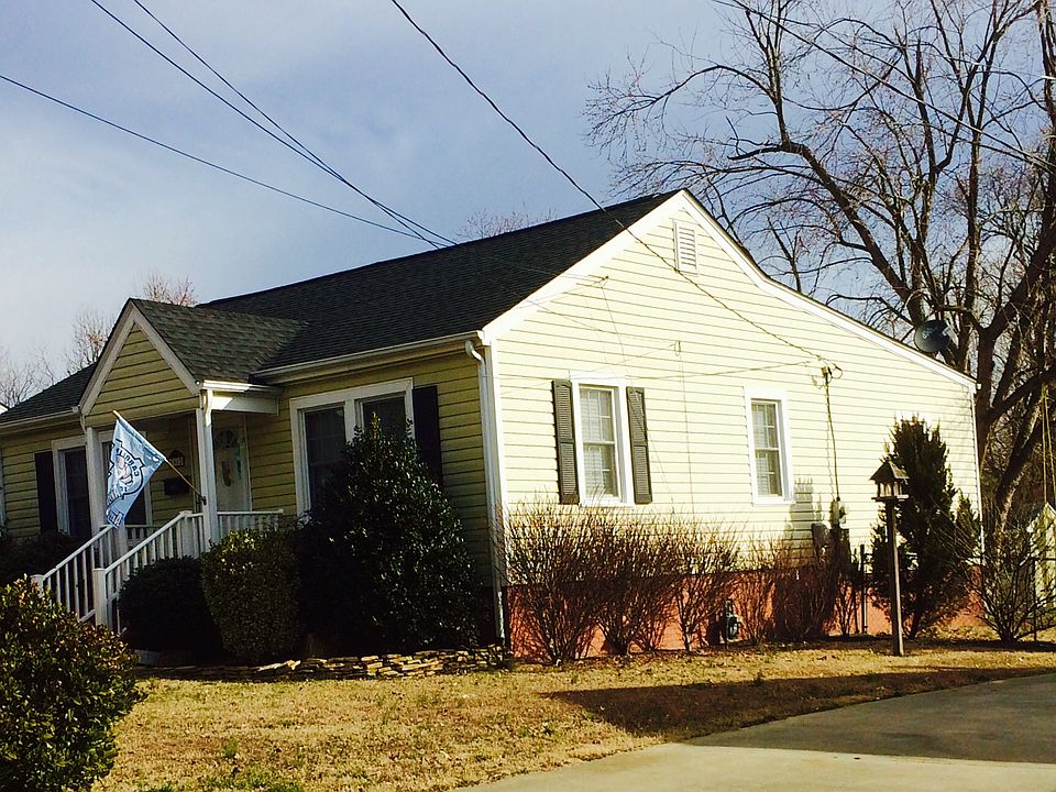 2nd image of 1912 Whitsett St