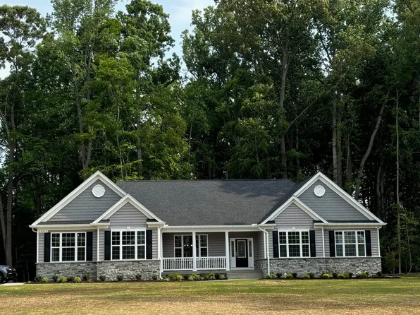 10875 Wisteria Ln, King George, VA 22485