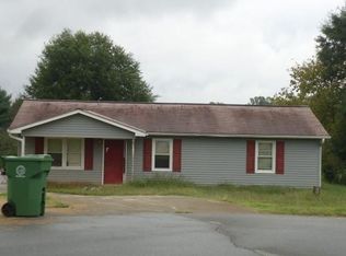 106 Bay Ct, Boiling Springs, NC 28152