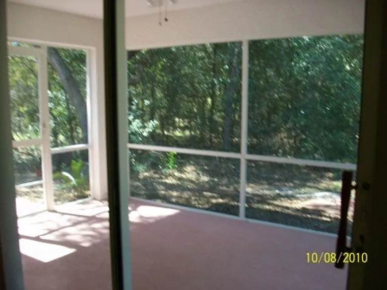 1471 E Saint James Loop — Photo 11