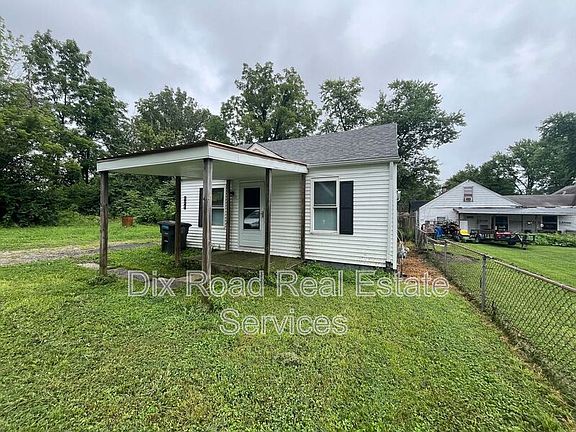 3rd image of 324 Maeder Ave