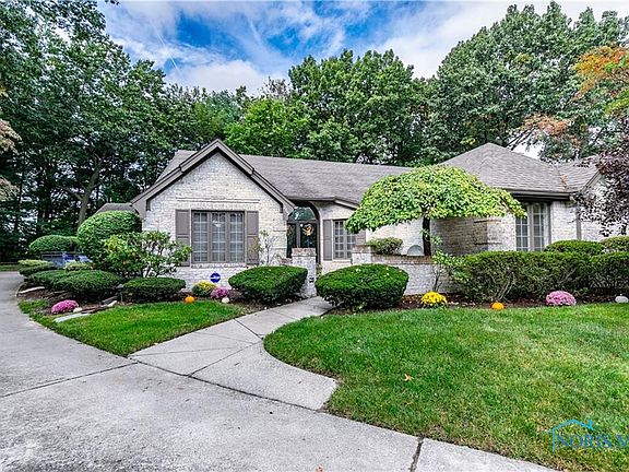 2nd image of 2715 Pine Knoll Dr #2715