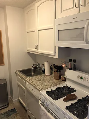 Sold by Realty Connect USA | media 4
