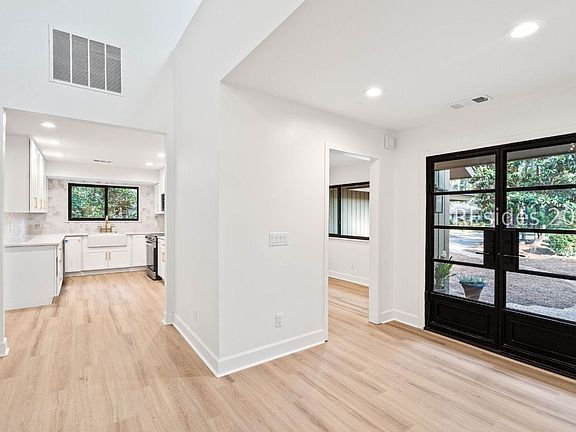 5th image of 4 Brown Thrasher Rd