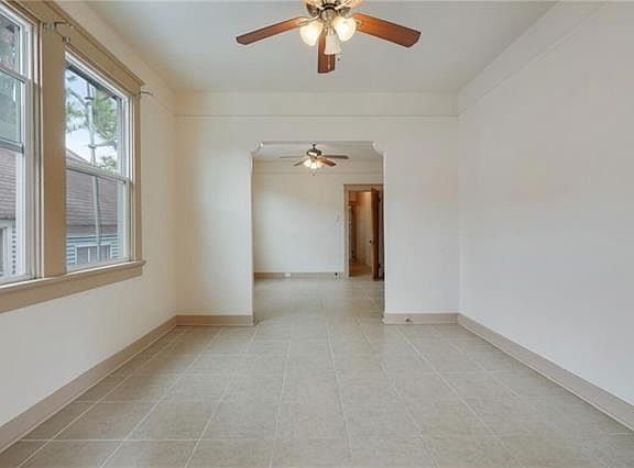 5th image of 217 N Bernadotte St