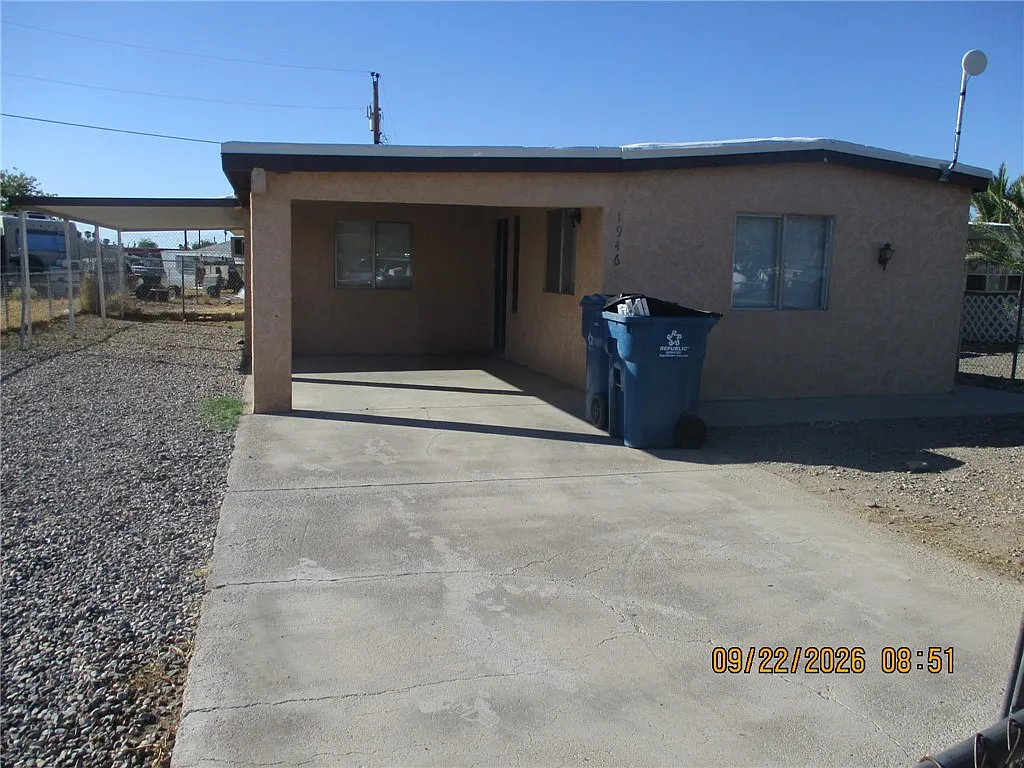 4 bed, 2.0 bath, 1200 sqft, $1,100 — Photo 1