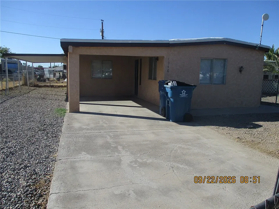 1946 Sea Breeze Ln