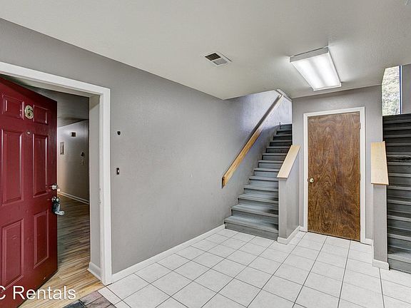 4th image of 520 13th Avenue Washington Property 2 Bedroom #4963017