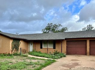 1415 Avenue N, Ralls, TX 79357