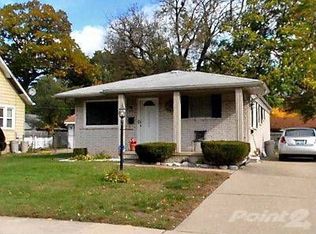 23450 Geneva Ave, Oak Park, MI 48237