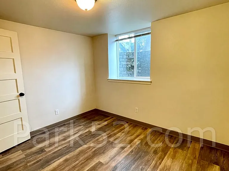 401 North M St #C — Photo 12