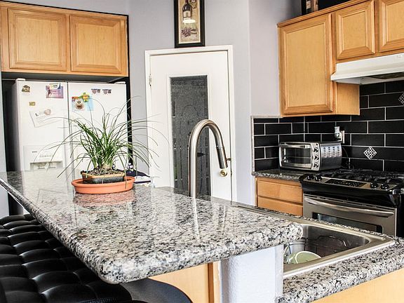 3rd image of 10125 Datura Ave