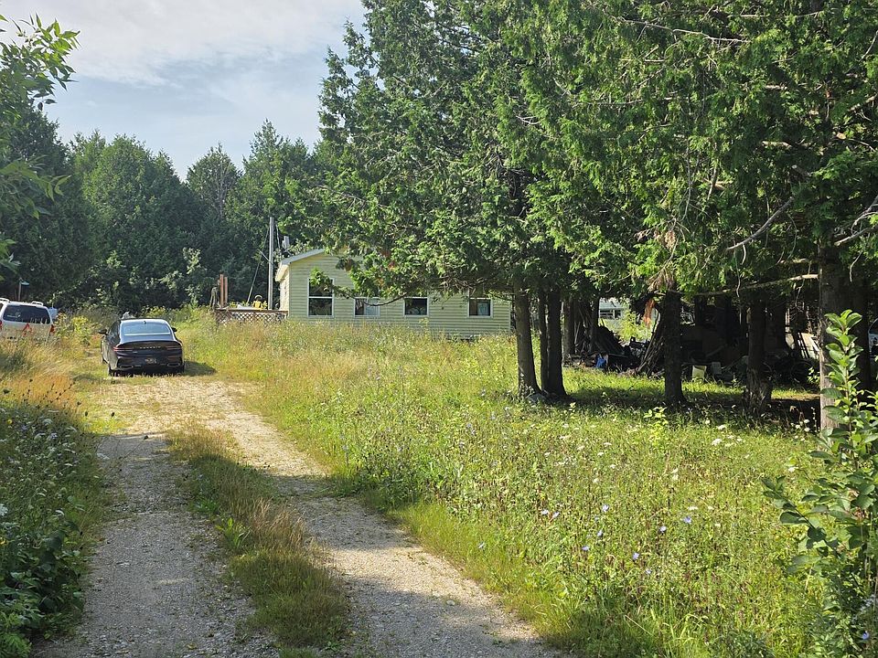 2nd image of 395 Gorman Rd