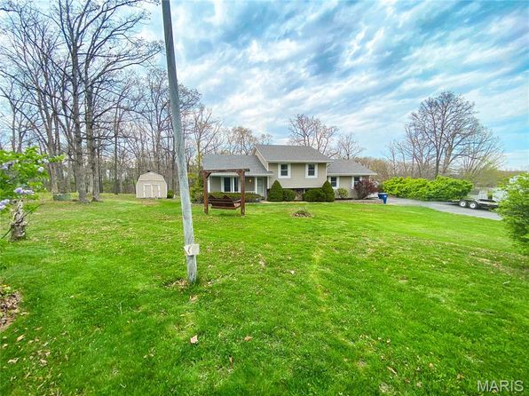 19113 Bent Oak Dr, Warrenton, MO 63383