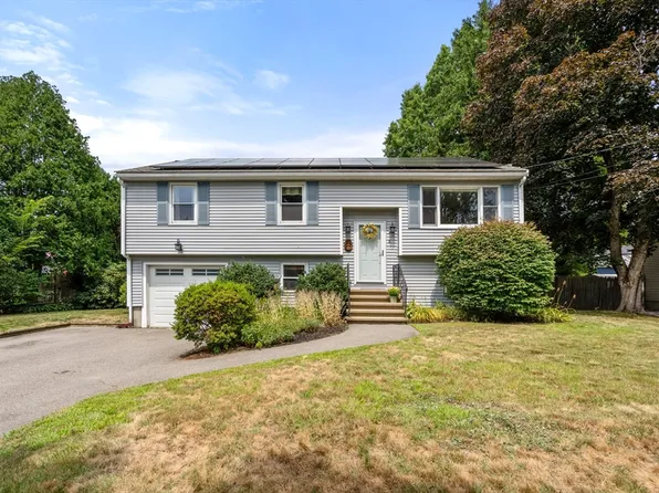 8 South St, Maynard, MA 01754