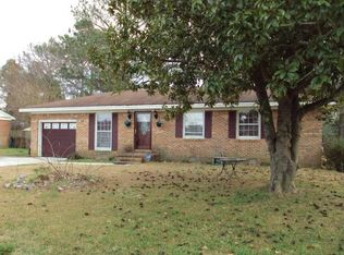 1817 Sanford Dr, Elizabeth City, NC 27909