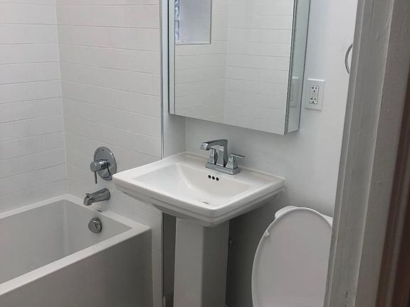 4th image of 8242 Knox Ave Floor 1
