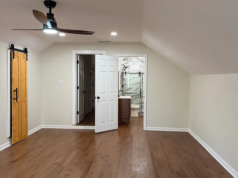 1800 E Gate Dr — Photo 3