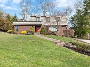 1615 Williamsburg Cir, Pittsburgh, PA 15241