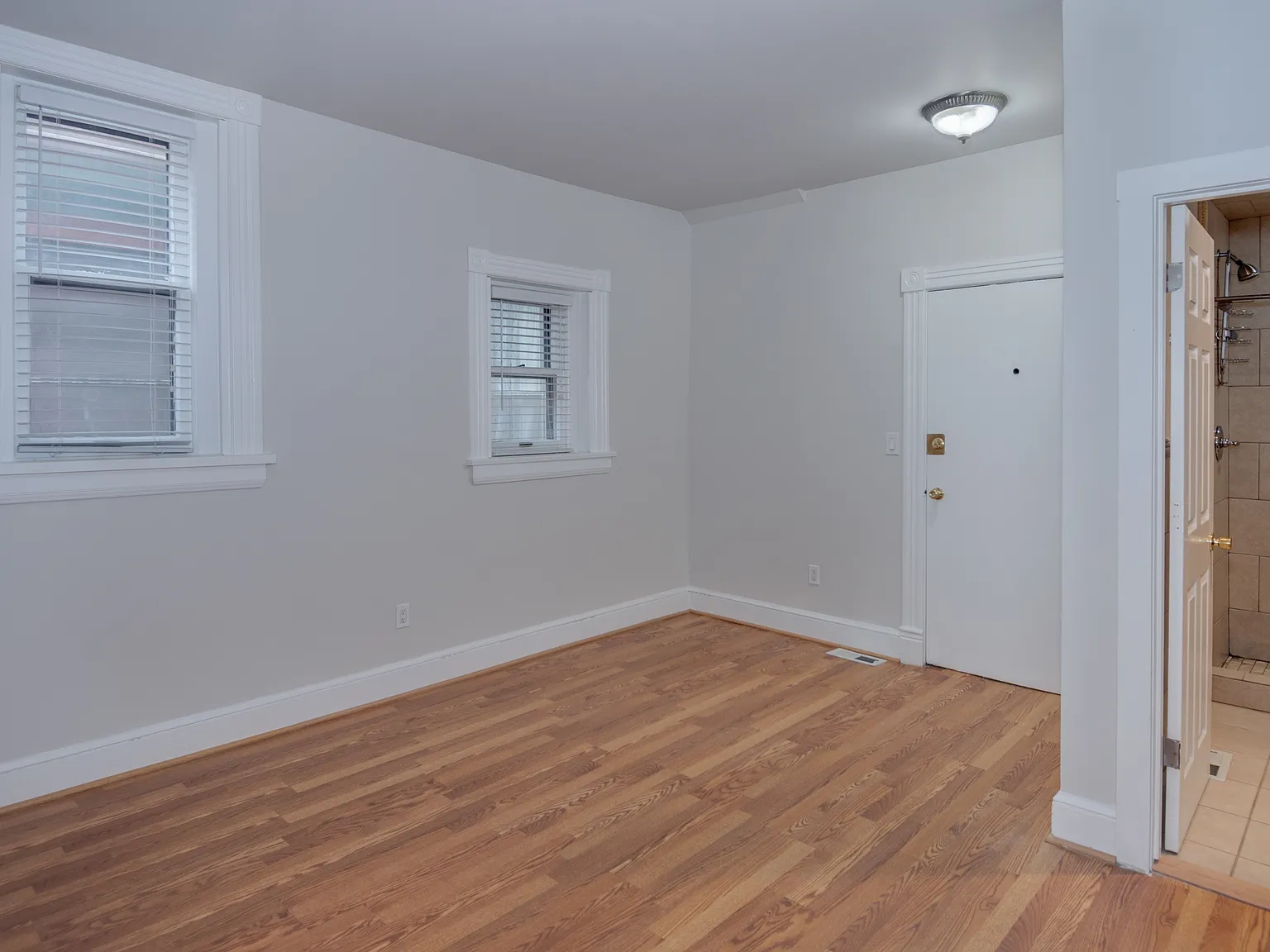 1 bed, 550 sqft, $799 — Photo 4