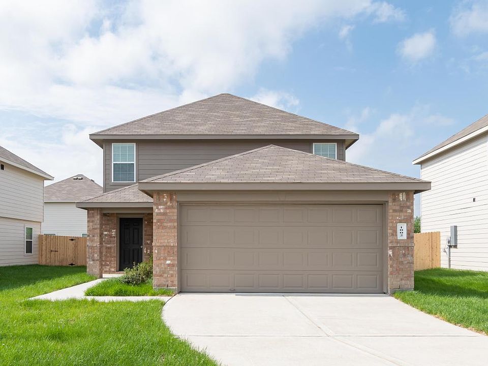 1st image of 1002 Marquis Dr