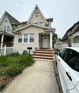 118-17 197th St #1, Saint Albans, NY, 11412