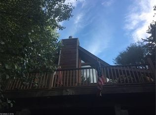 185 Rolling Ln, Maggie Valley, NC 28751