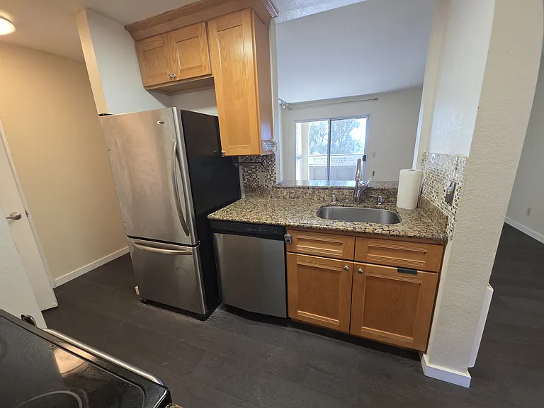 673 Royston Ln #234 — Photo 18