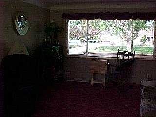 2nd image of 1127 N Stadium Rd