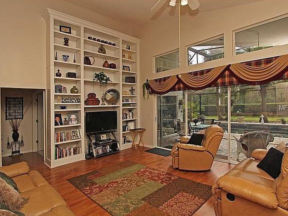 5th image of 8702 Tantallon Cir