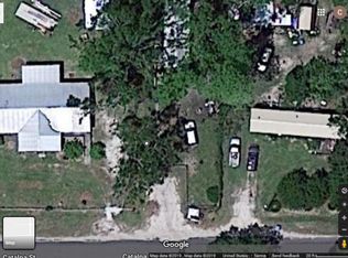Catalpa Ave, Wewahitchka, FL 32465