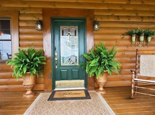 2827 Kirby Knob Rd, McKee, KY 40447