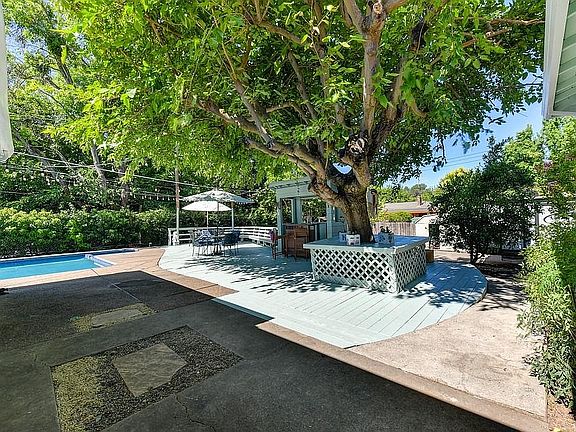 4th image of 5465 Wildwood Way