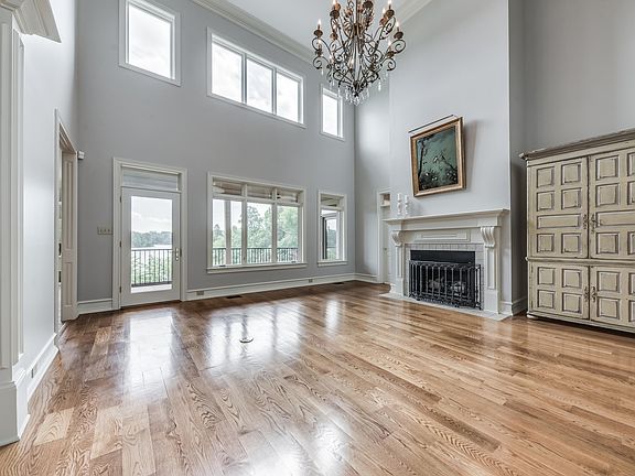 5th image of 174 Casa Del Lago Way