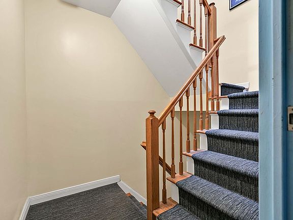 3rd image of 3075 48th St