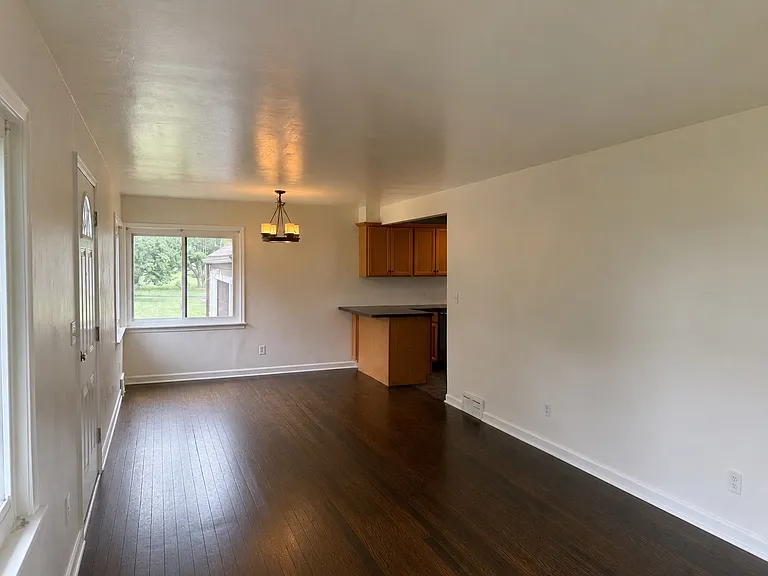 1757 Belle Terre Ave — Photo 2