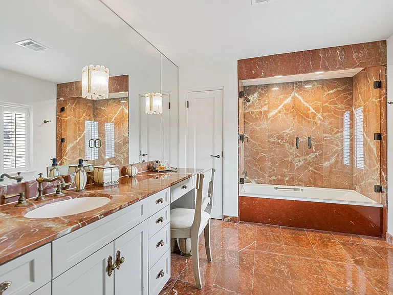 3325 Inwood Dr — Photo 32
