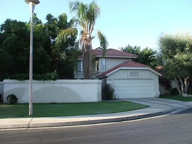 8221 Norfolk Ct photo 1