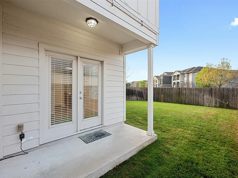 9924 Milla Cir — Photo 25