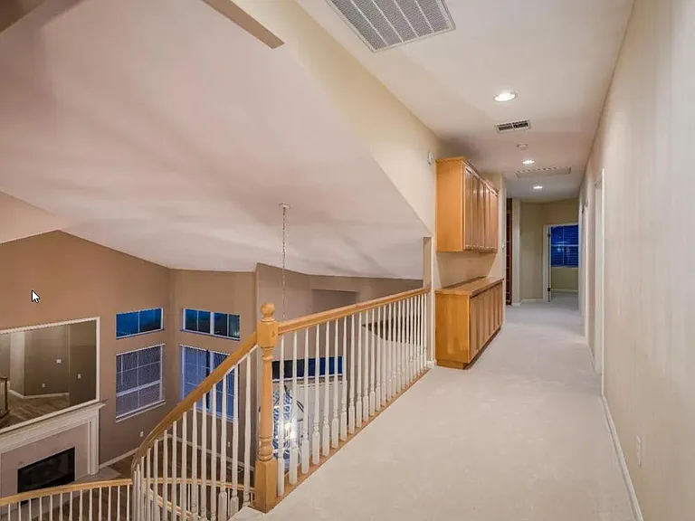 2147 Falcon Ridge Dr — Photo 14