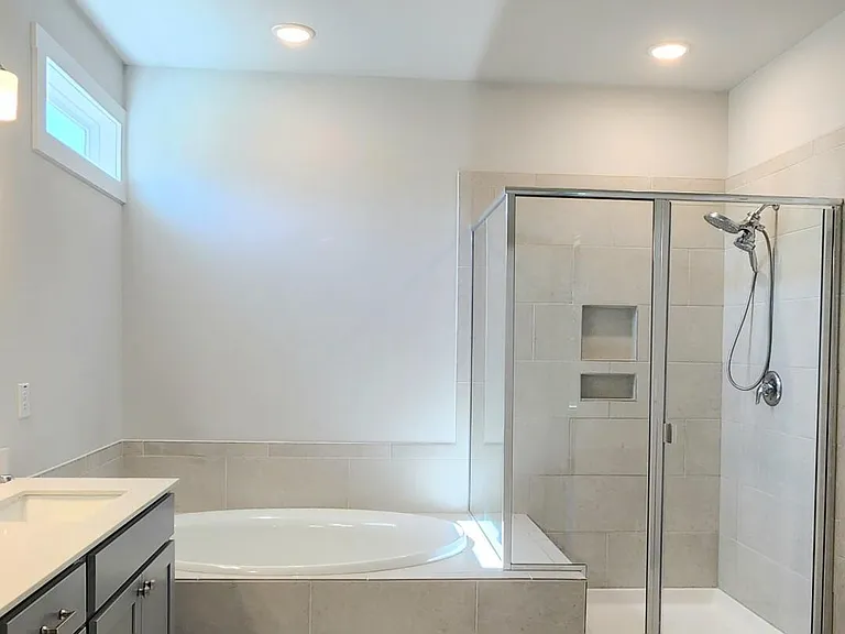 190 Salem Village Dr — Photo 5